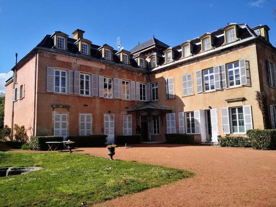 Appartement Chic Et De Caractere ! Saint-Cyr-au-Mont-d'Or Luaran gambar